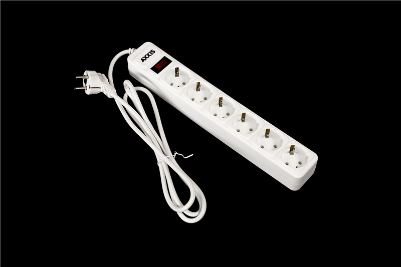Сітковий фільтр, підовжувач optima base 6 1,8m white провід 3*0,75мм2