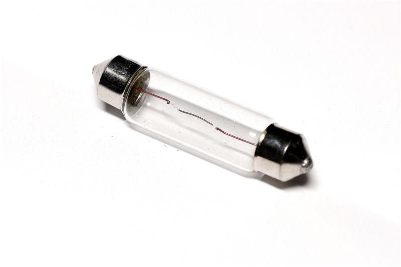 Лампа софітні c5w sv8,5-8 41mm 24v 5w 