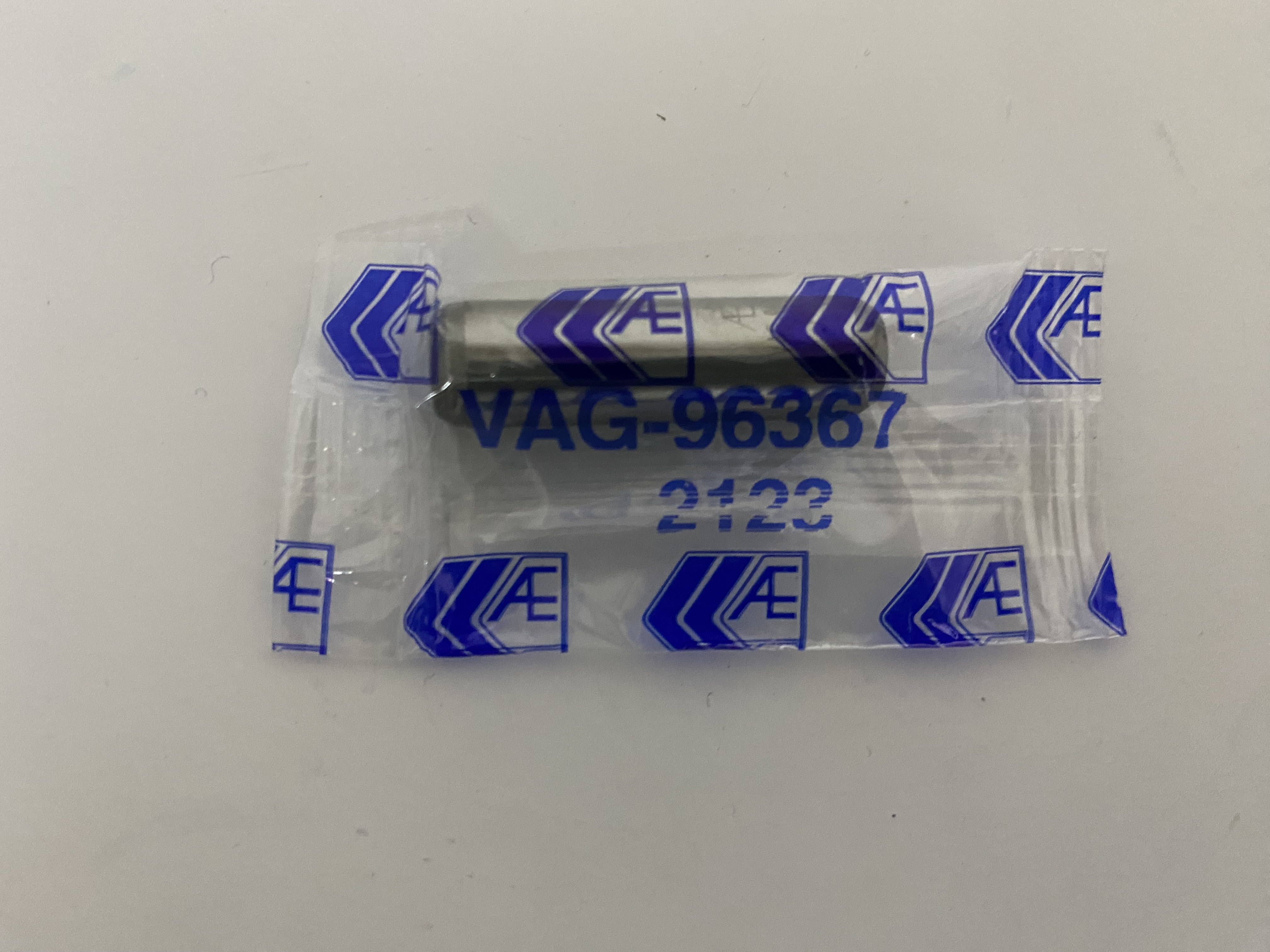 Направляюча клапану