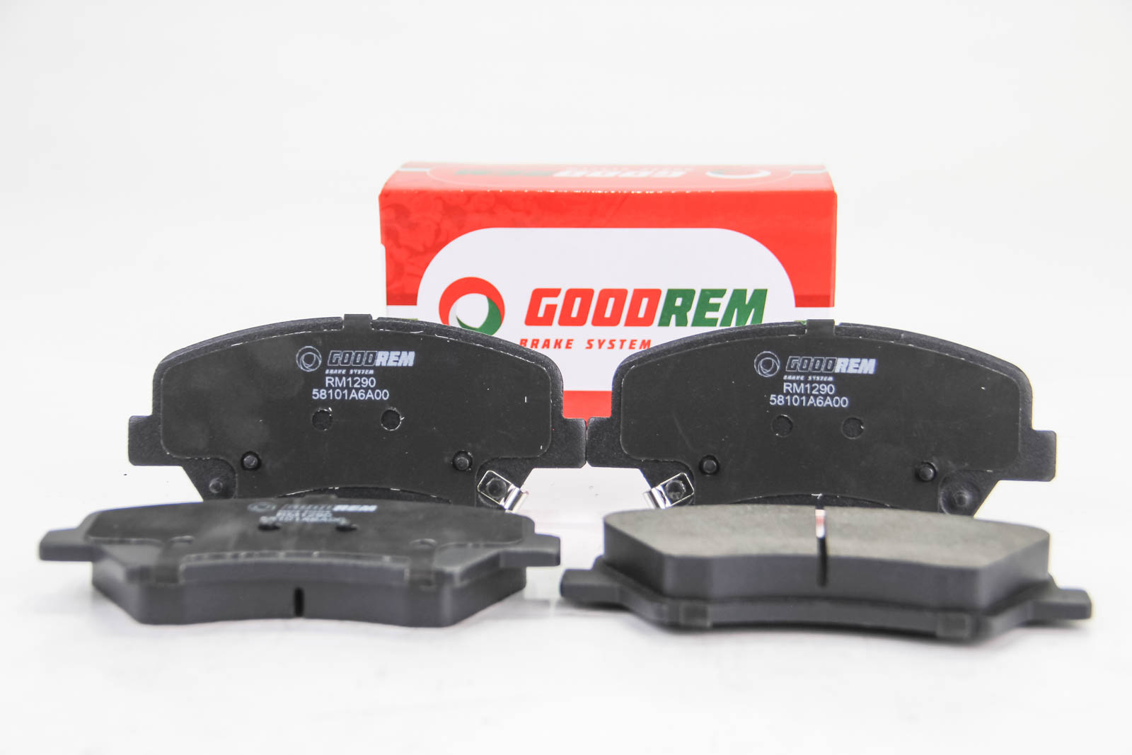 Тормозные колодки передние Ceed/Cerato/Elantra/Equus/i30 (09-21)