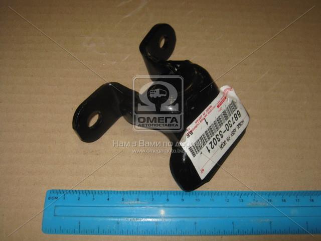Петля двері yaris 06-, camry 06-, rav4 06- передня нижня права