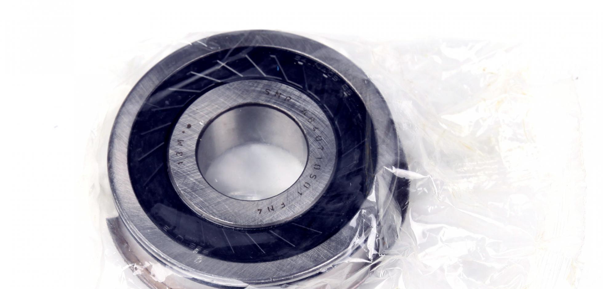 AB40710S01 SNR