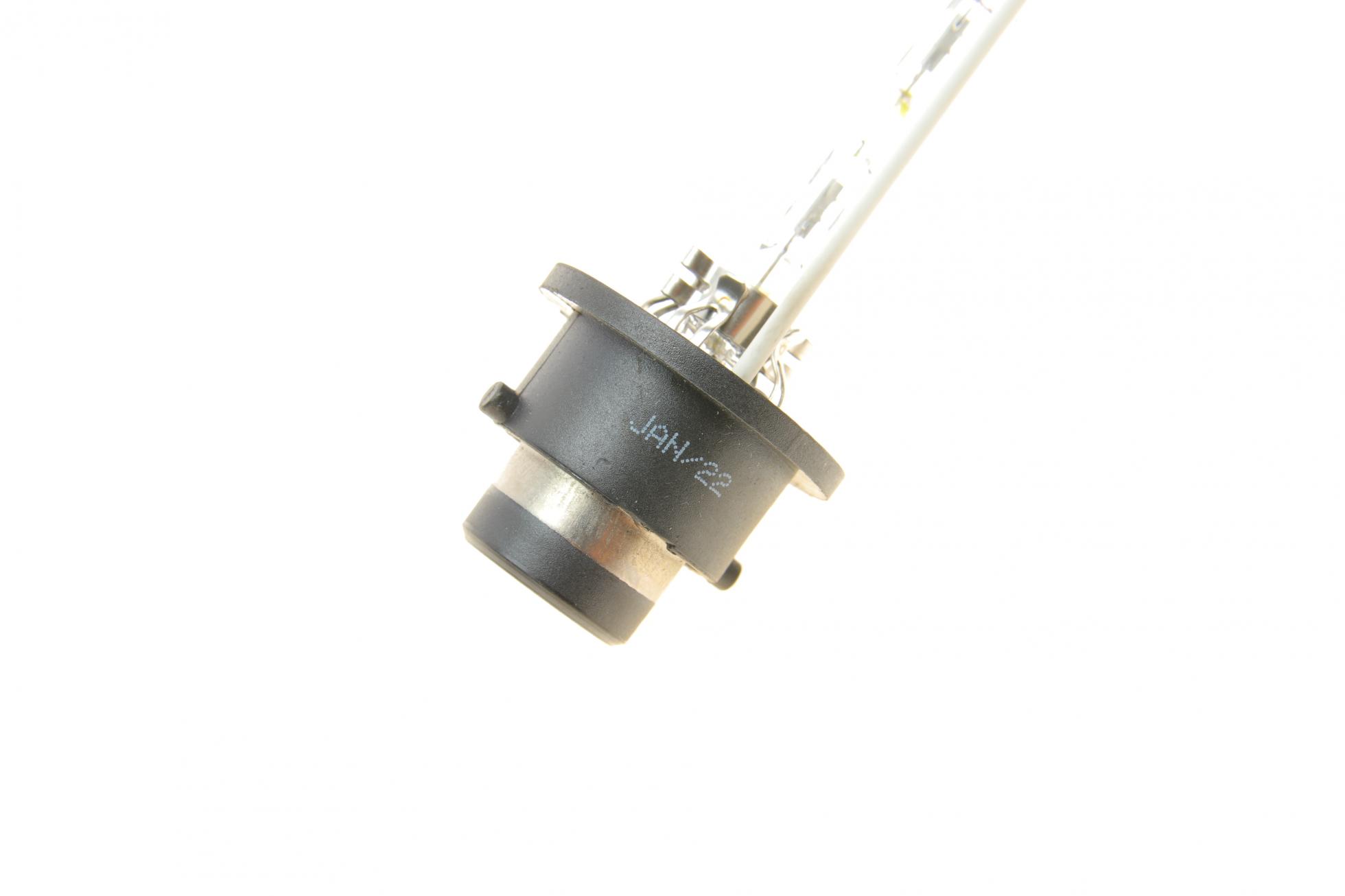 Автолампа d2s 85v 35w p32d-2 xenon hid +20% 5500k
