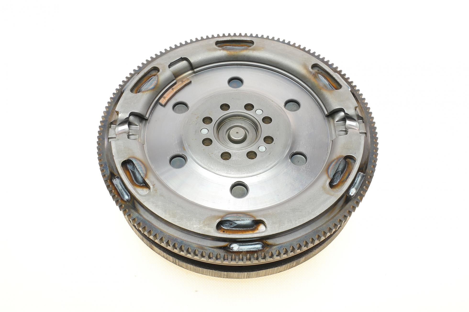 415033710 LUK