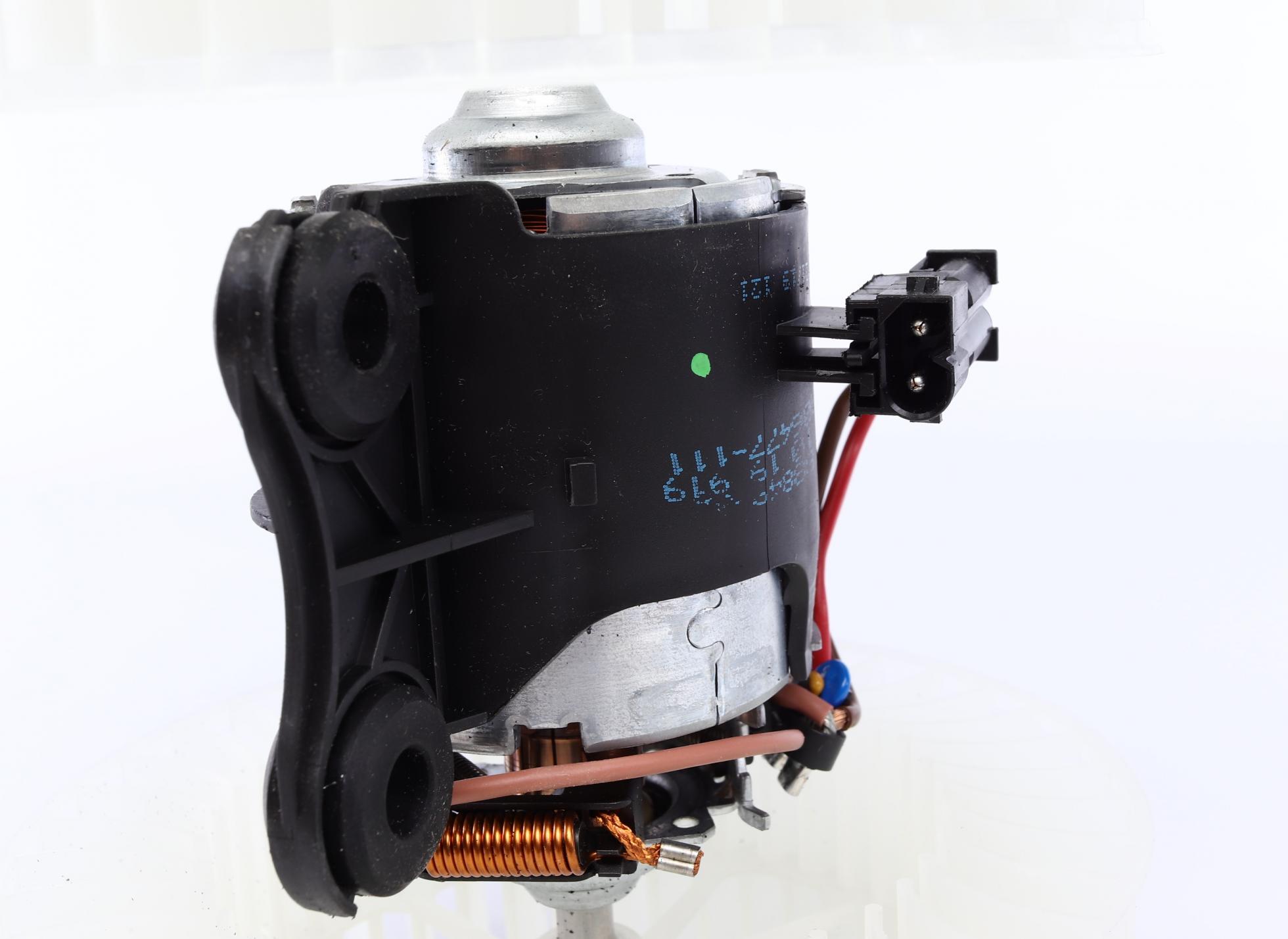 AB39000P MAHLE