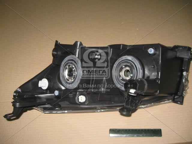 Фара права toy rav4 06 - 