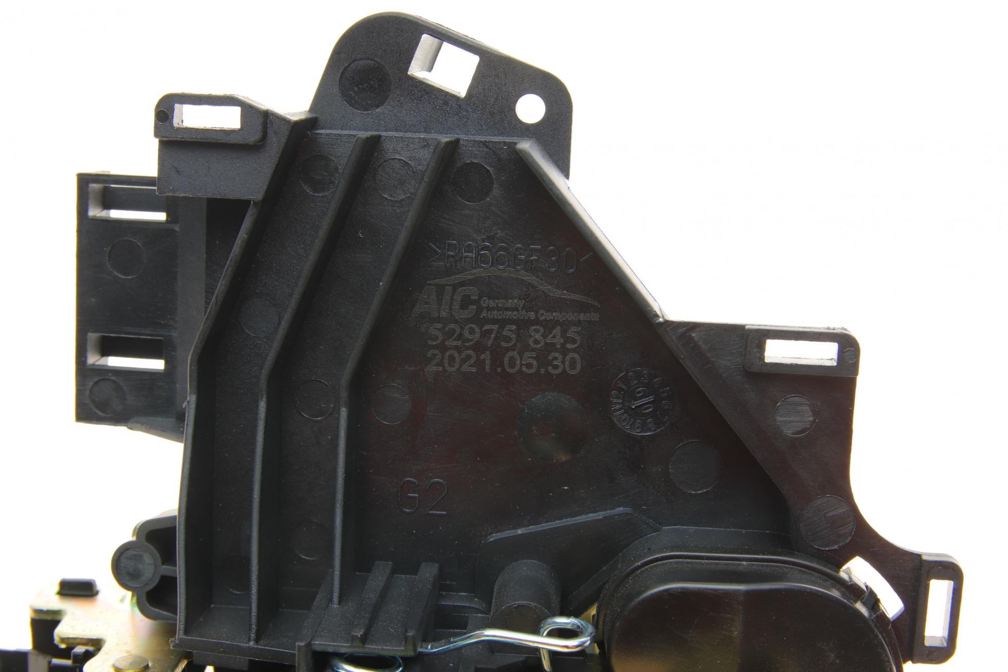 52975 AIC
