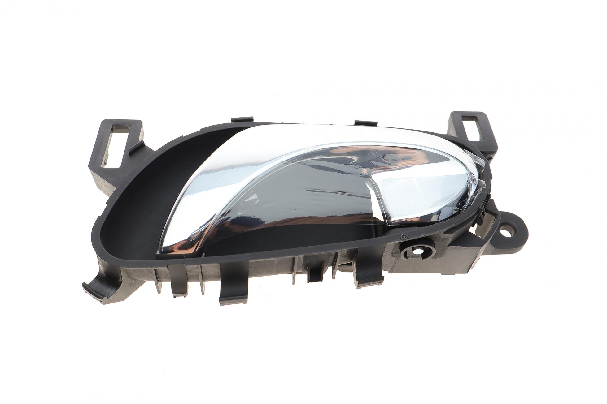 Ручка дверей (передня/внутрішня) Nissan Qashqai/X-Trail 13- (L)