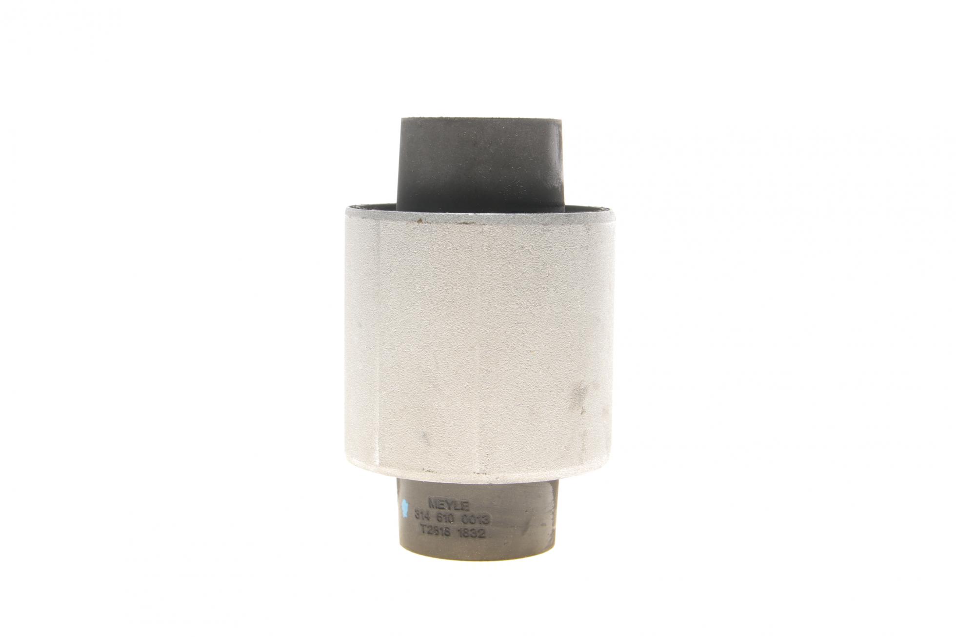 Сайлентблок bmw f10/11 520-550 10- / f01-04 730