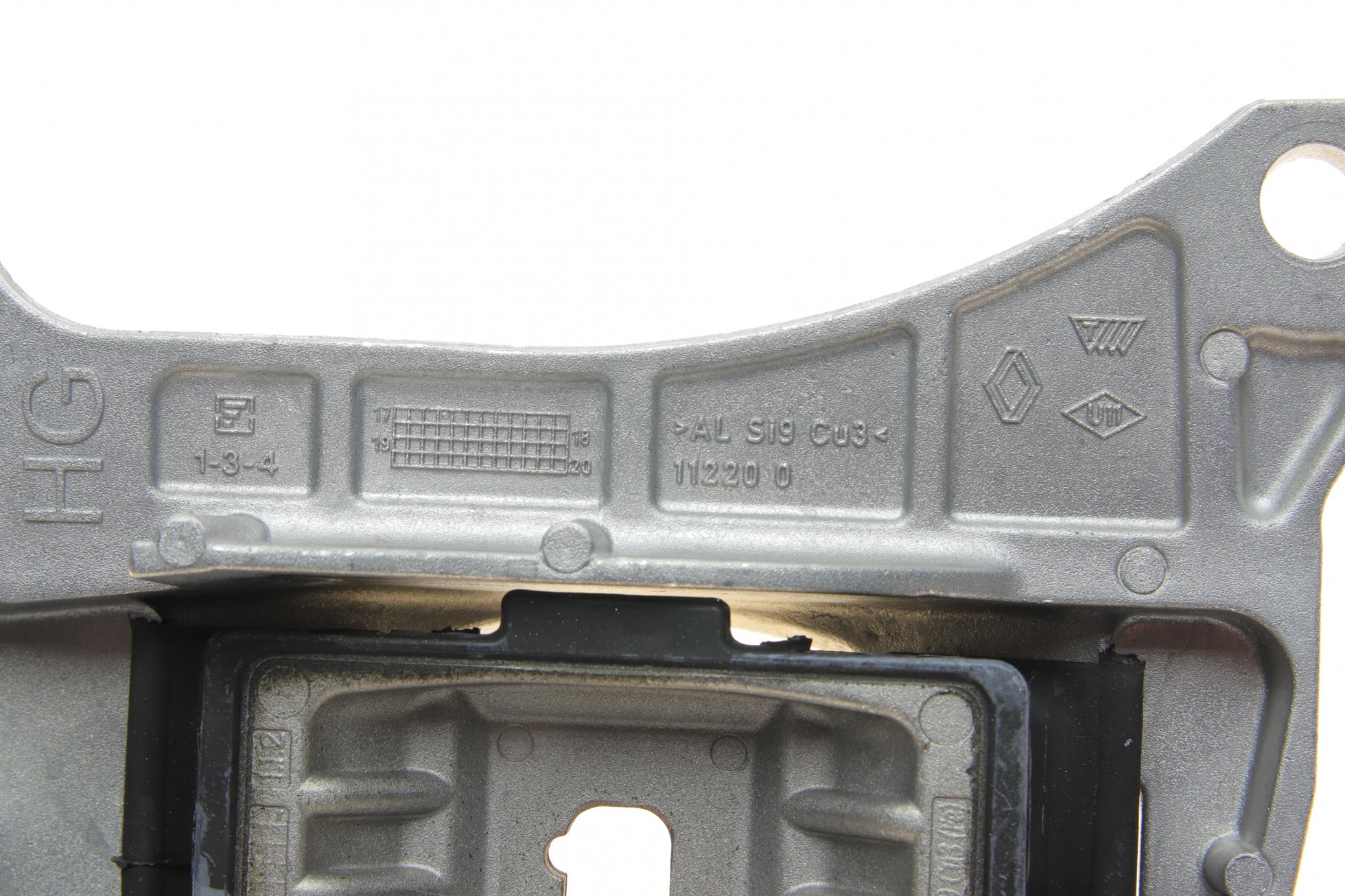 112205136R RENAULT