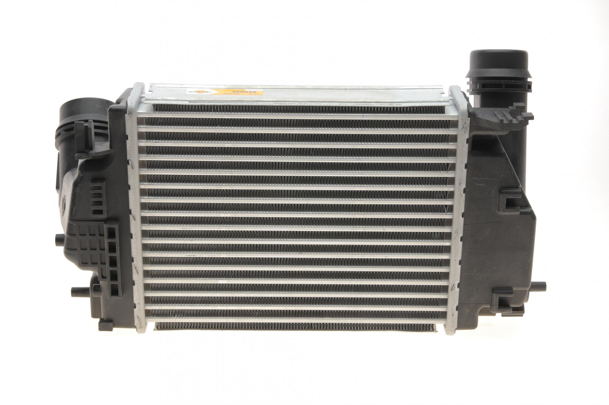 Радіатор інтеркулера Nissan Qashqai/X-Trail/Renault Megane IV/Scenic IV 1.6D 13-