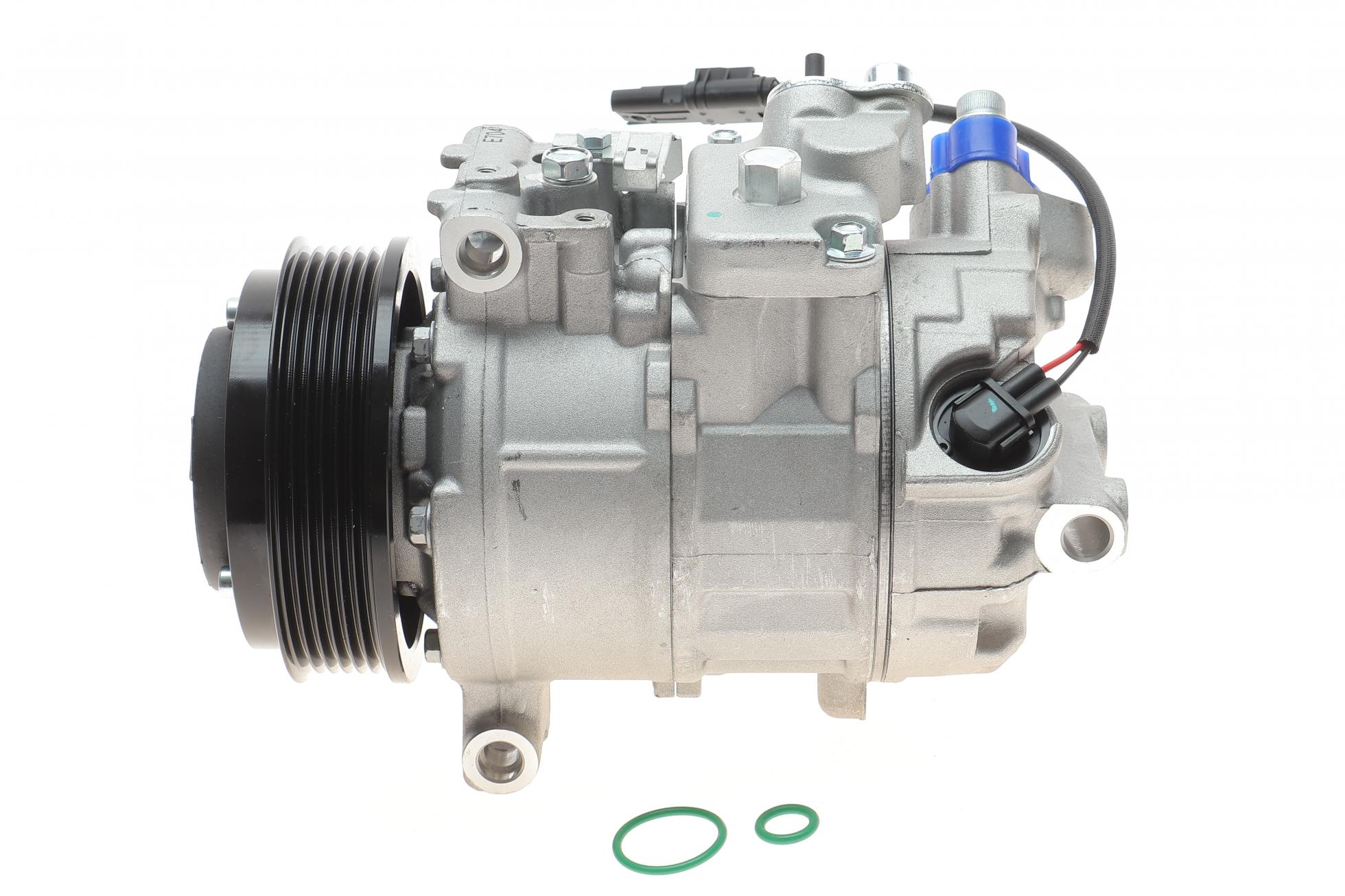 Компресор кондиціонера Hyundai Santa Fe 2.0/2.2 CRDi 12-18
