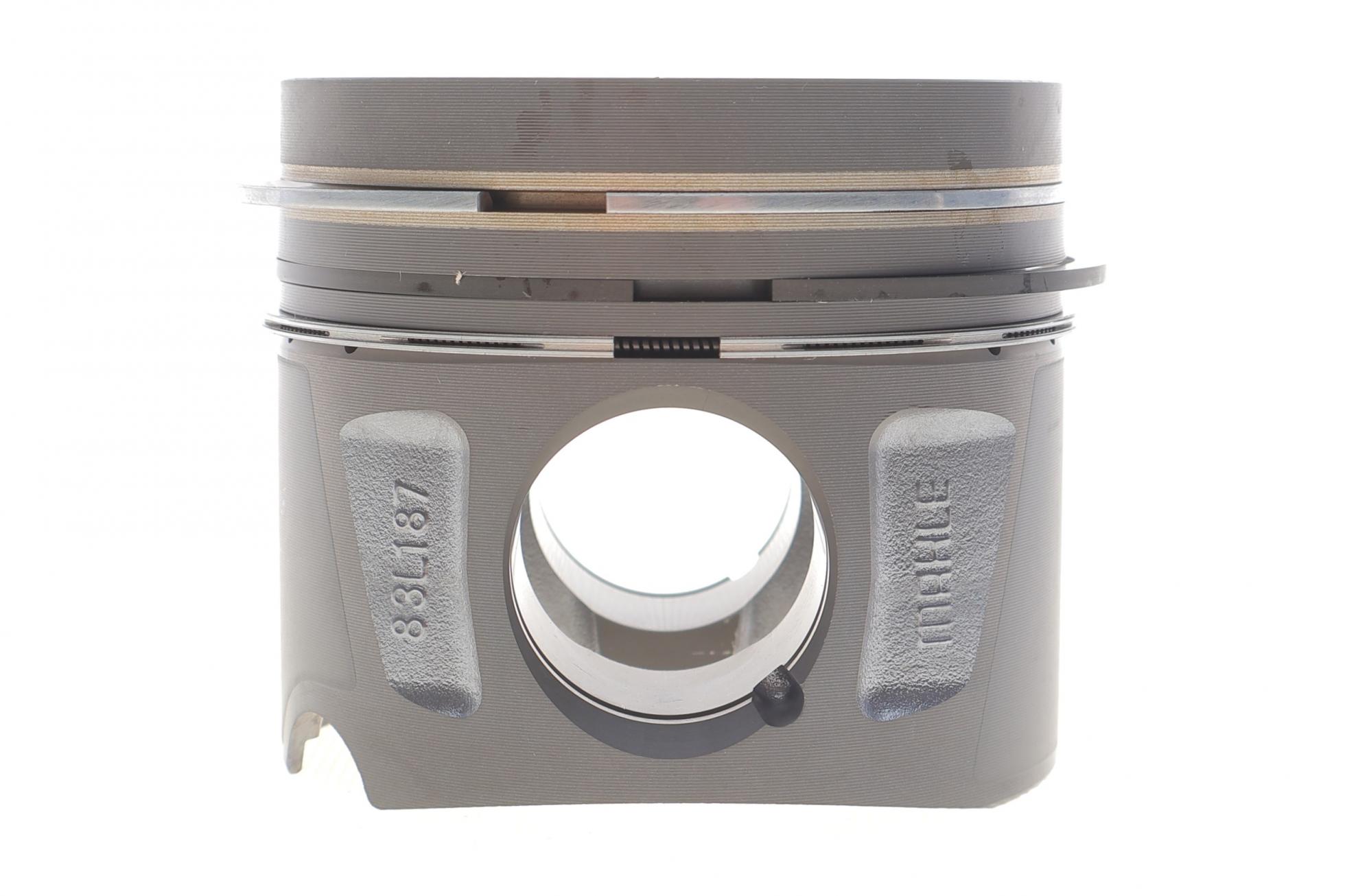 001PI00107000 MAHLE
