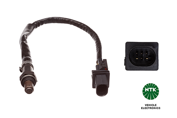 Лямбда-зонд NTK (UAR9000-EE012) AUDI/SEAT A4/Exeo "2,0 "04-17