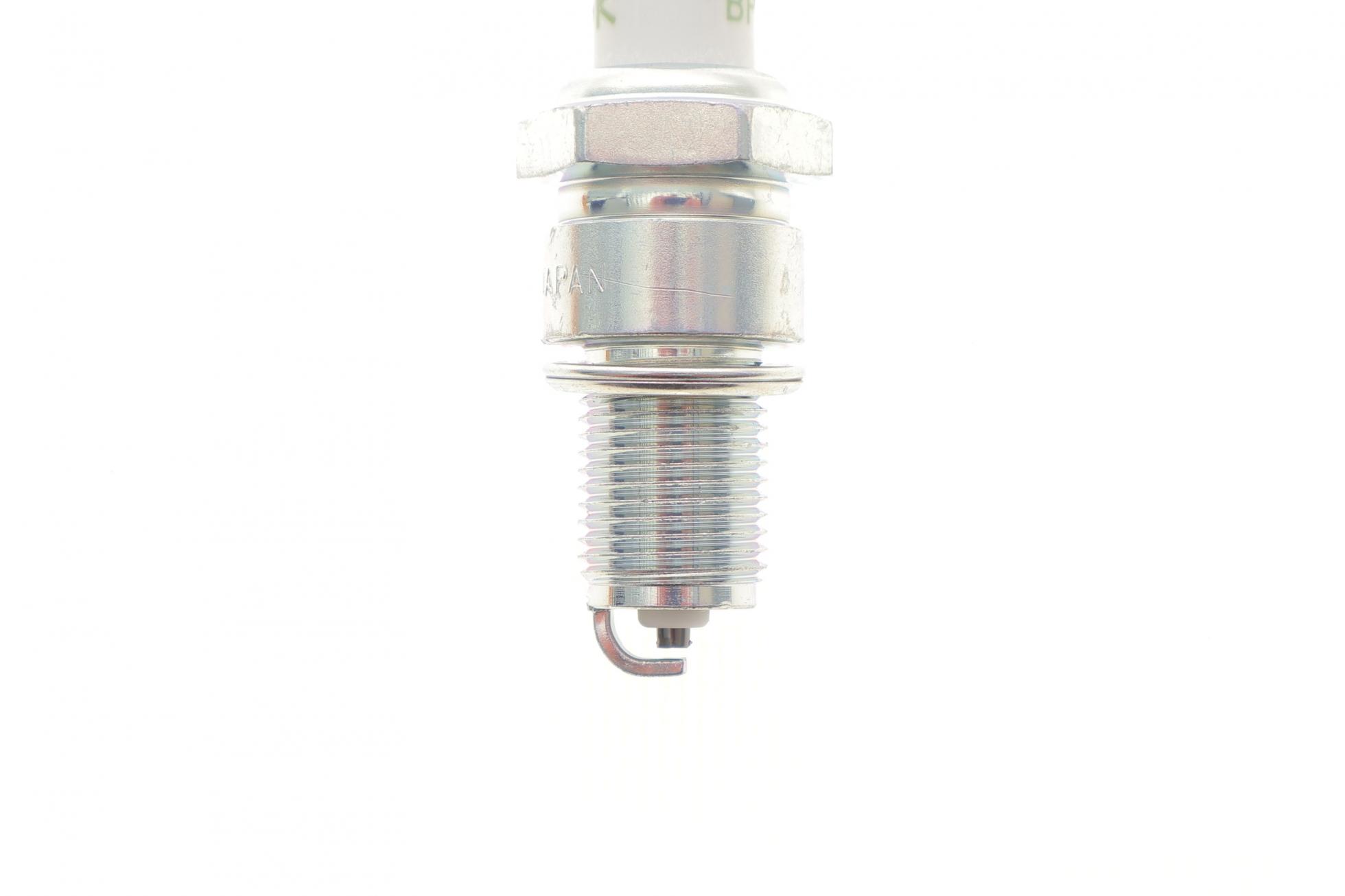 7529 NGK
