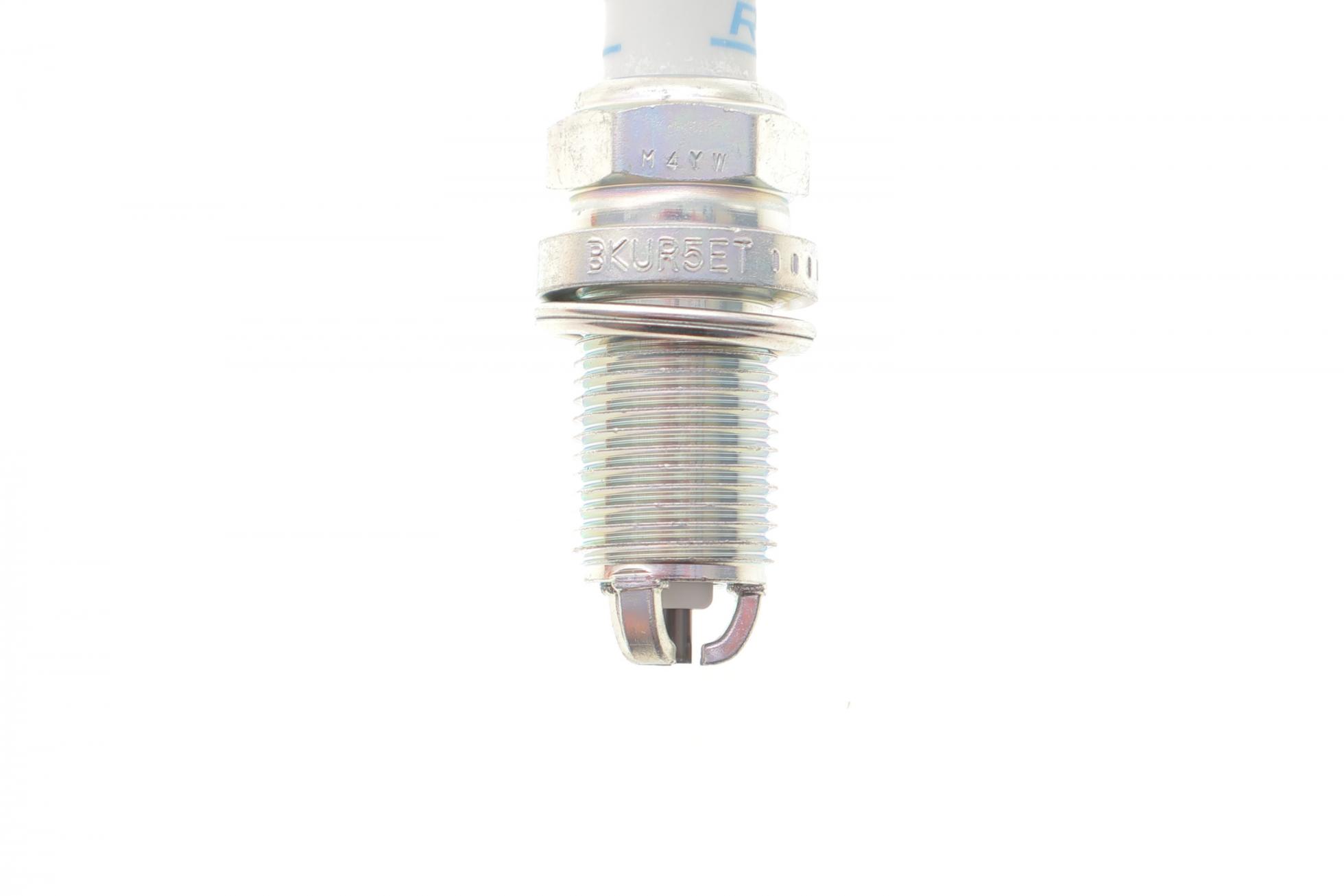 7553 NGK