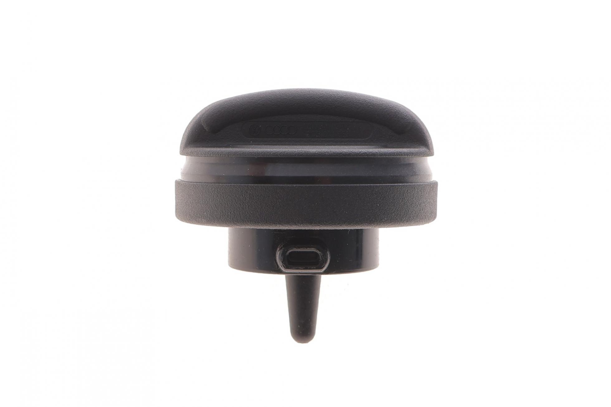 Кришка паливного бака AUDI A3, A3 ALLSTREET, A6 ALLROAD C8, A6 C8, A8 D5, Q2, Q3, Q7  CUPRA ATECA, FORMENTOR, LEON, LEON SPORTSTOURER, TERRAMAR  SEAT ALHAMBRA, ARONA, ATECA, IBIZA V, LEON 01.09-